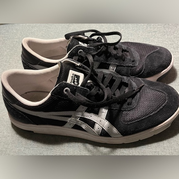 Onitsuka Tiger Black and White Men's Sneakers Size 11 1/2 - Picture 8 of 12